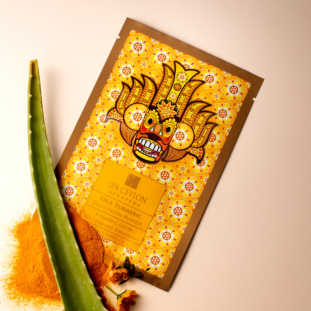 TRUE TURMERIC – lakštinė veido kaukė su aukso folija ir vitaminu C, 25 ml