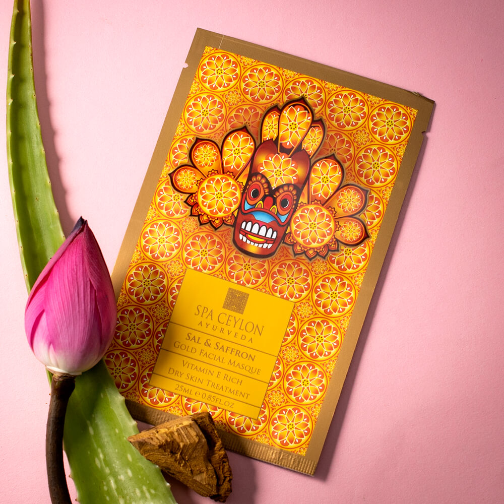 SAL & SAFFRON – lakštinė veido kaukė su aukso folija, 25 ml