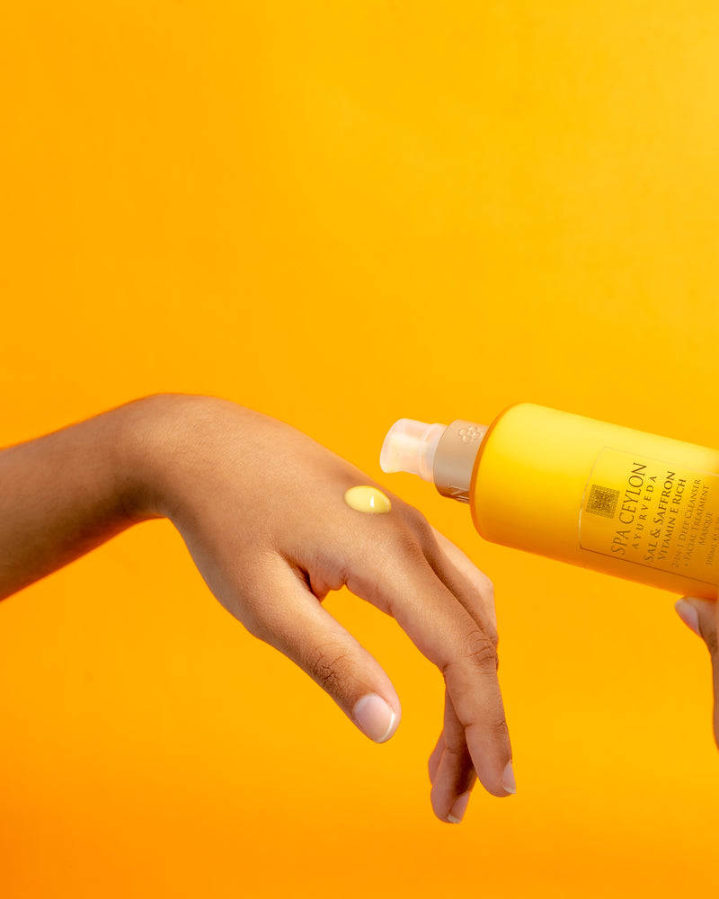 TRUE TURMERIC - gelinė veido kaukė su vitaminu C, 50 ml
